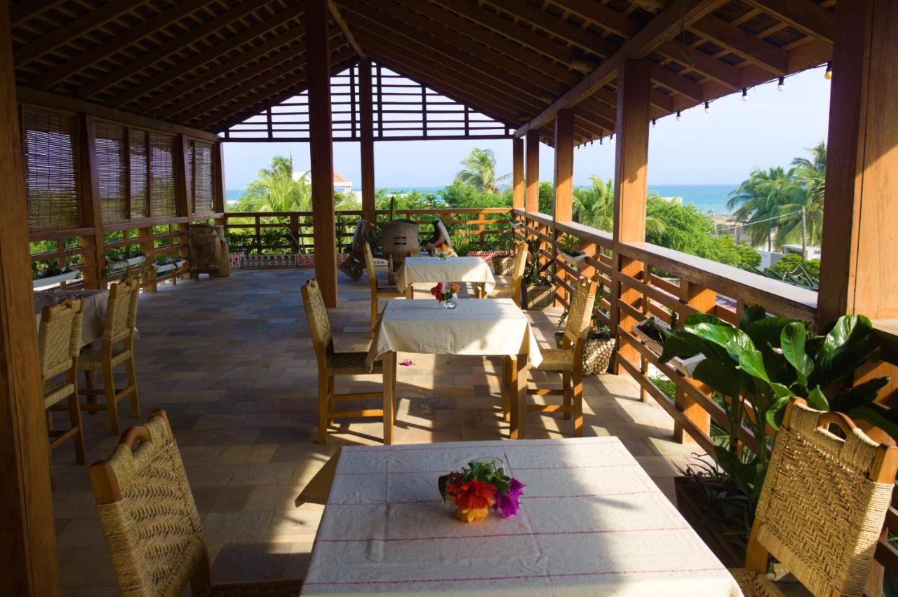 Hotel Otsunami โลเม ภายนอก รูปภาพ